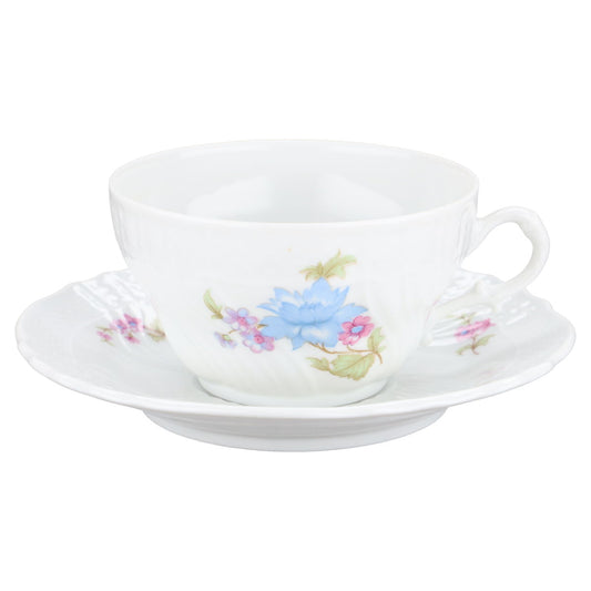 Teetasse mit Untere