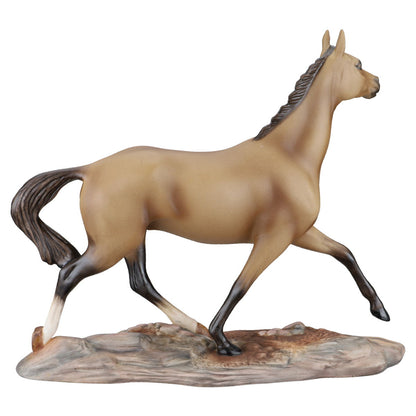 THE GREAT HORSES OF THE WORLD Akhal-Teke