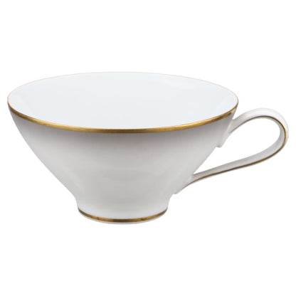 Teetasse mit Untere