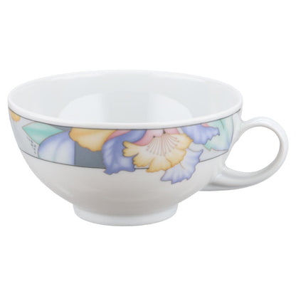 Teetasse mit Untere