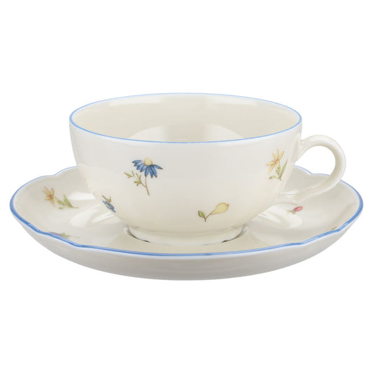 Teetasse mit Untere
