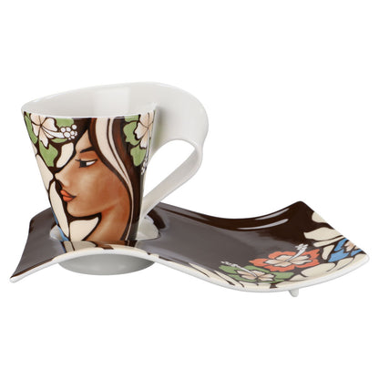 Kaffeetasse mit Untere groß