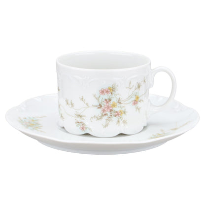 Teetasse mit Untere