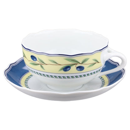 Teetasse mit Untere