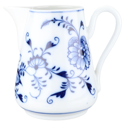 Krug kleiner Wasserkrug