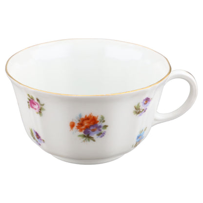 Teetasse mit Untere