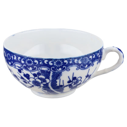 Teetasse mit Untere