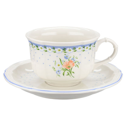 Teetasse mit Untere