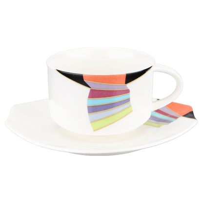 Teetasse mit Untere