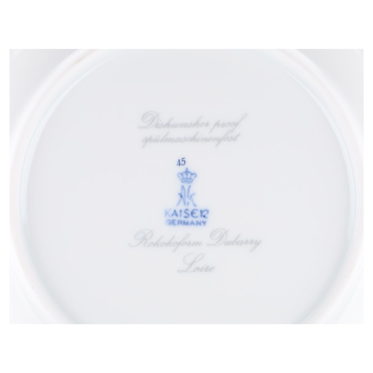 Eierbecher auf Fuß mit Schalenablage