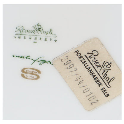 Bodenvase Martin Freyer weiß Relief Biskuit