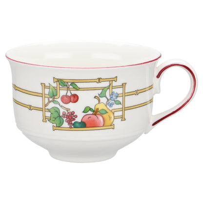 Teetasse mit Untere