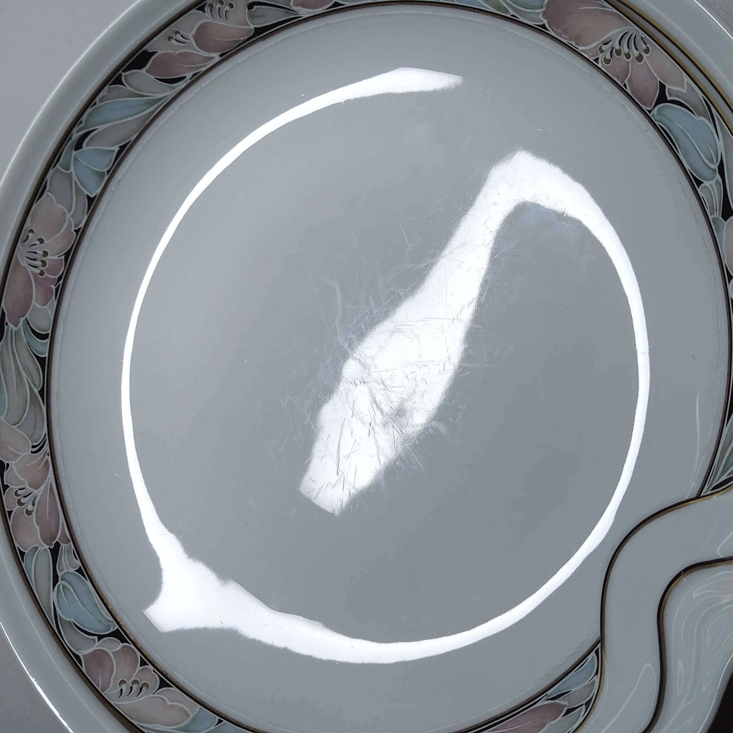 Porzellan Zustand Stufe 4a gebraucht deutliche Spuren keine Abplatzer