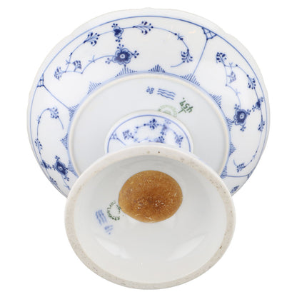 Gebäckschale auf Fuss Modell 457 Royal Copenhagen Musselmalet gerippt I.Wahl