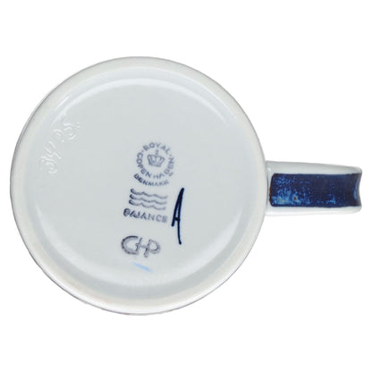 Kaffeebecher klein 1973 Royal Copenhagen Jahresbecher Arskruset