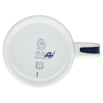 Kaffeebecher klein 1975 Royal Copenhagen Jahresbecher Arskruset