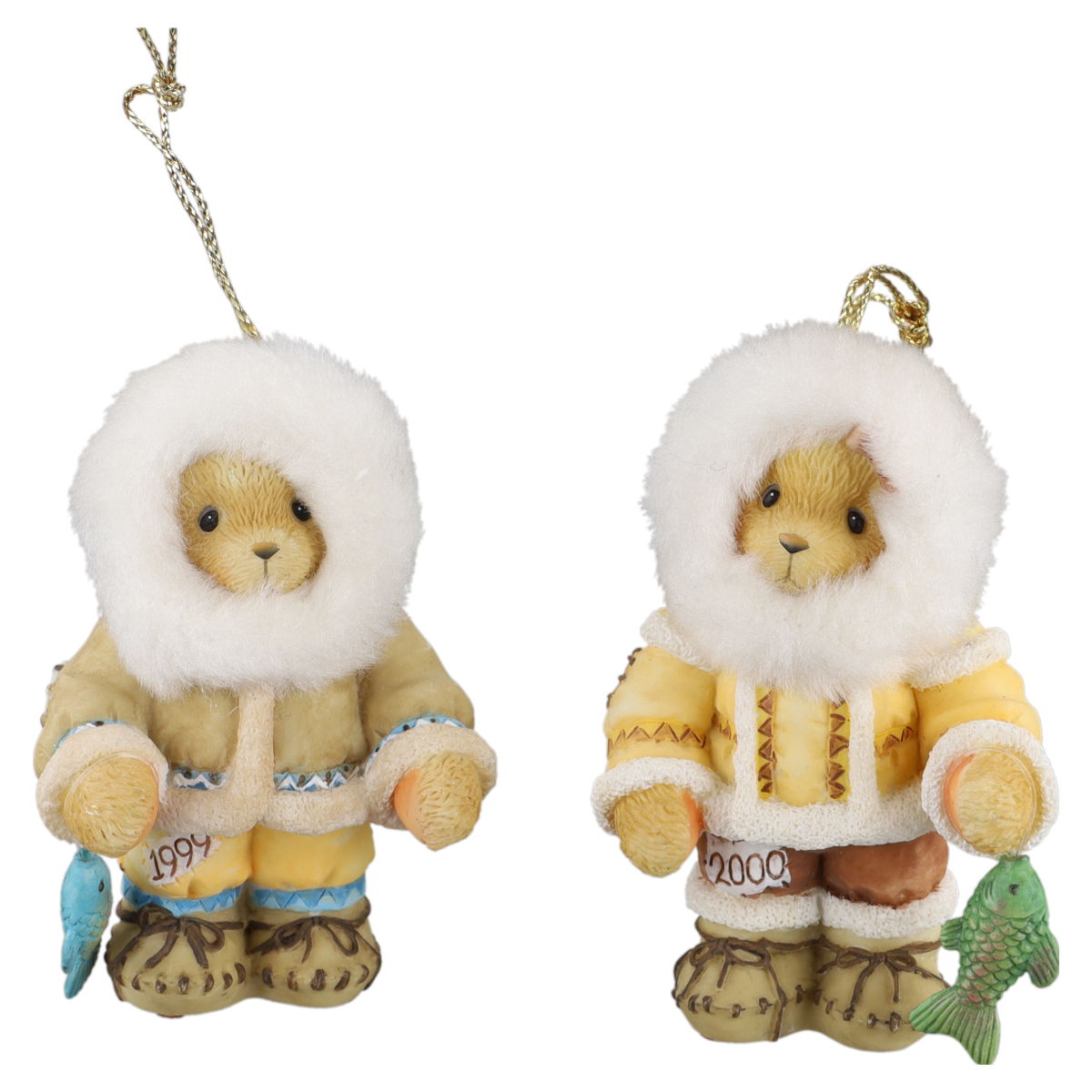 Teddy 534161 Eskimos With Fish "Dated 1999 and Dated 2000" Hanging Ornaments Enesco Cherished Teddies mit OVP
