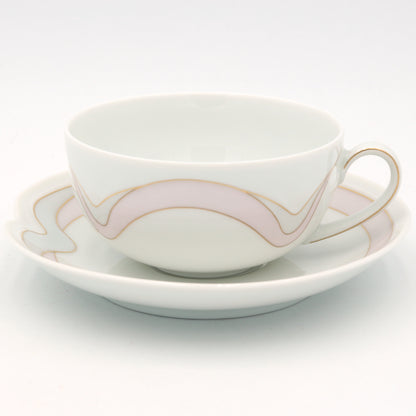 Teetasse mit Untere