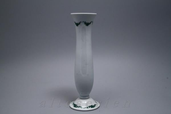 Vase auf Fuss H 26 cm