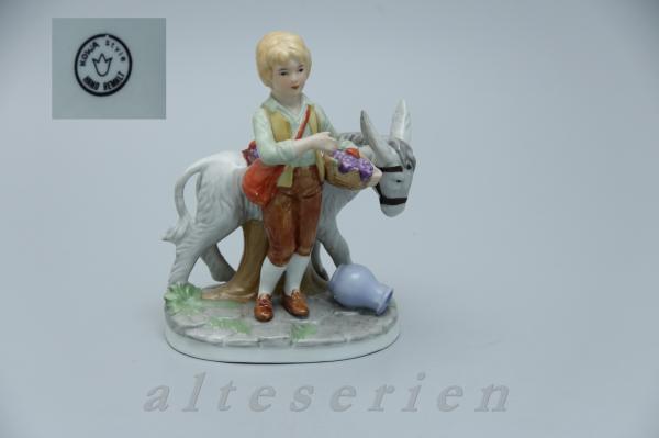 Porzellanfigur Biedermeier Mädchen