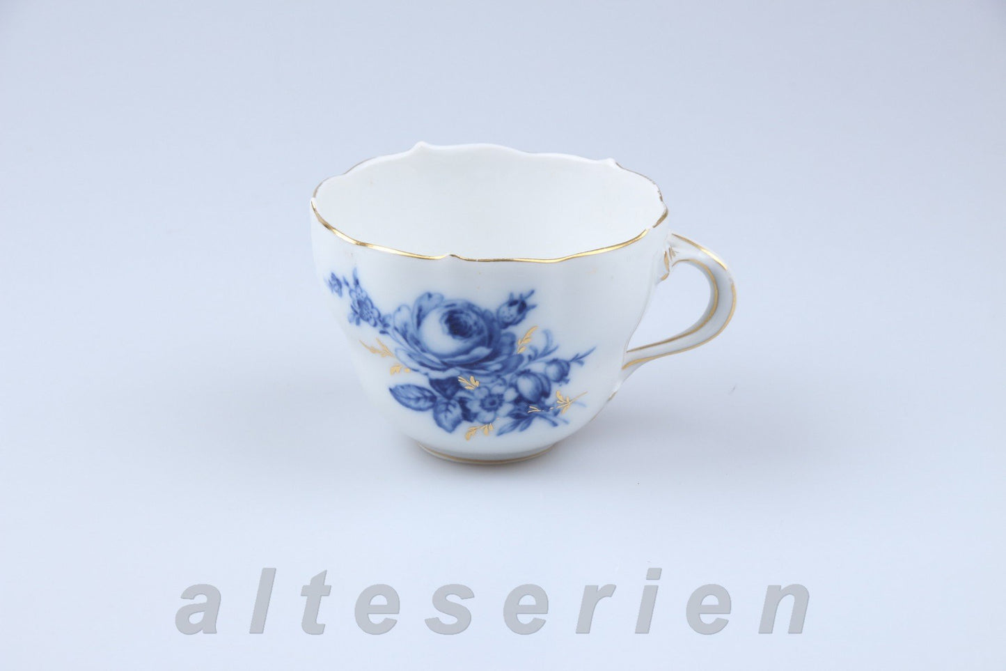 Kaffeetasse Blaue Blume Gold II. Wahl