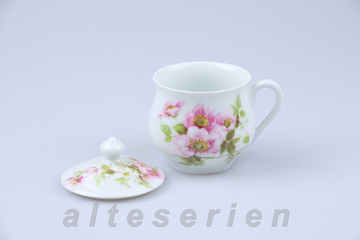 Tasse mit Untere mit Deckel 3 tlg.