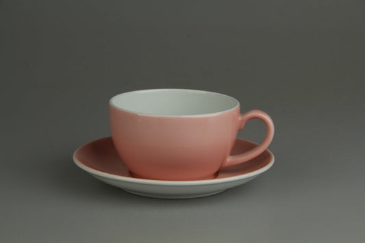 Teetasse mit Untere