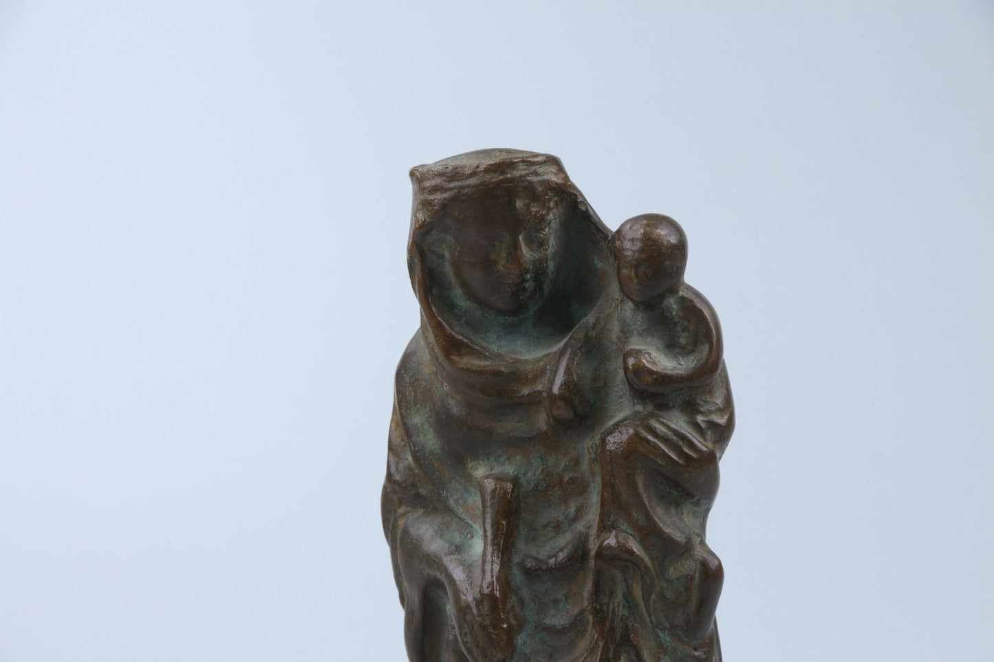 Sakrale Figur Maria mit dem Kinde Metall mit Gravur