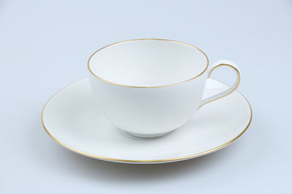 Teetasse mit Untere