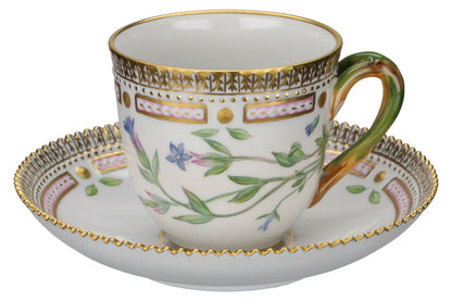 Kaffeetasse mit Untere Gentiana nivalis L.