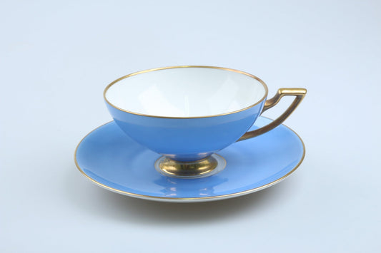 Teetasse mit Untere blau