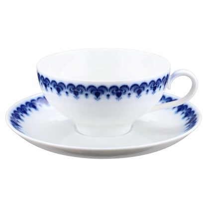 Teetasse mit Untere