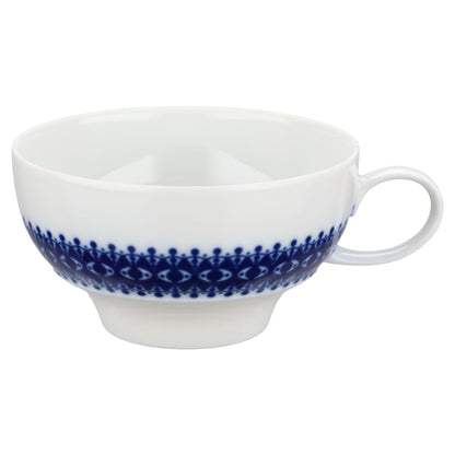 Teetasse mit Untere