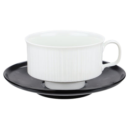 Teetasse mit Untere