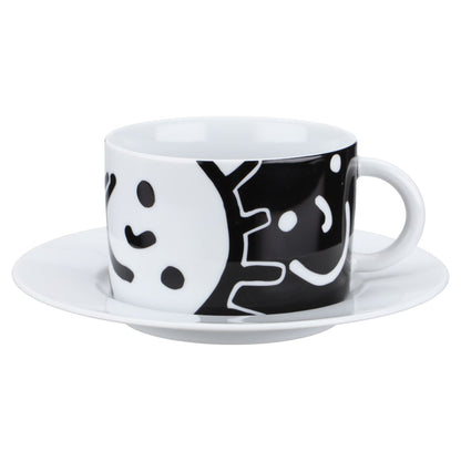 Teetasse mit Untere