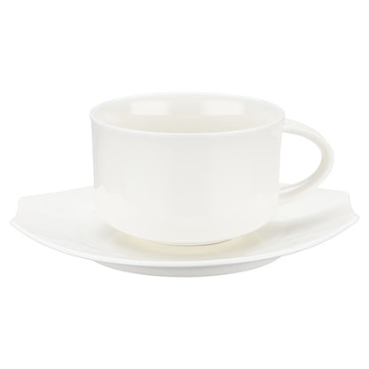 Teetasse mit Untere