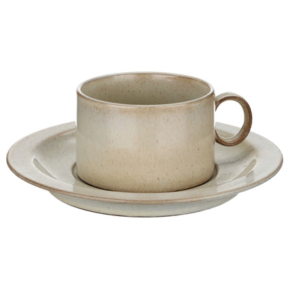 Teetasse mit Untere