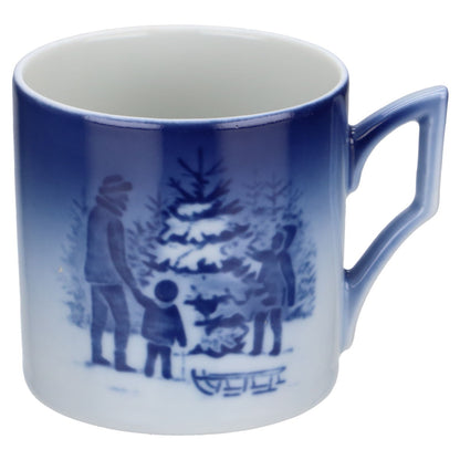 Kaffeetasse mit Untere - Choosing the Christmas Tree 1979