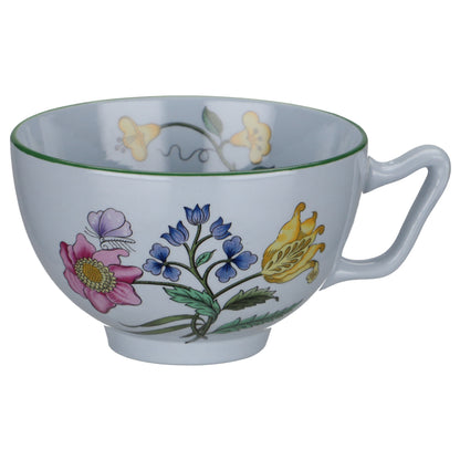 Teetasse mit Untere