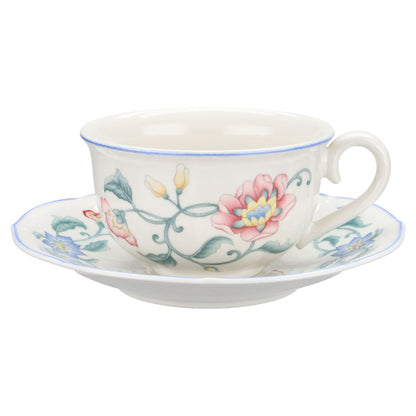 Teetasse mit Untere