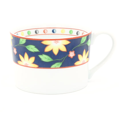 Teetasse mit Untere blau